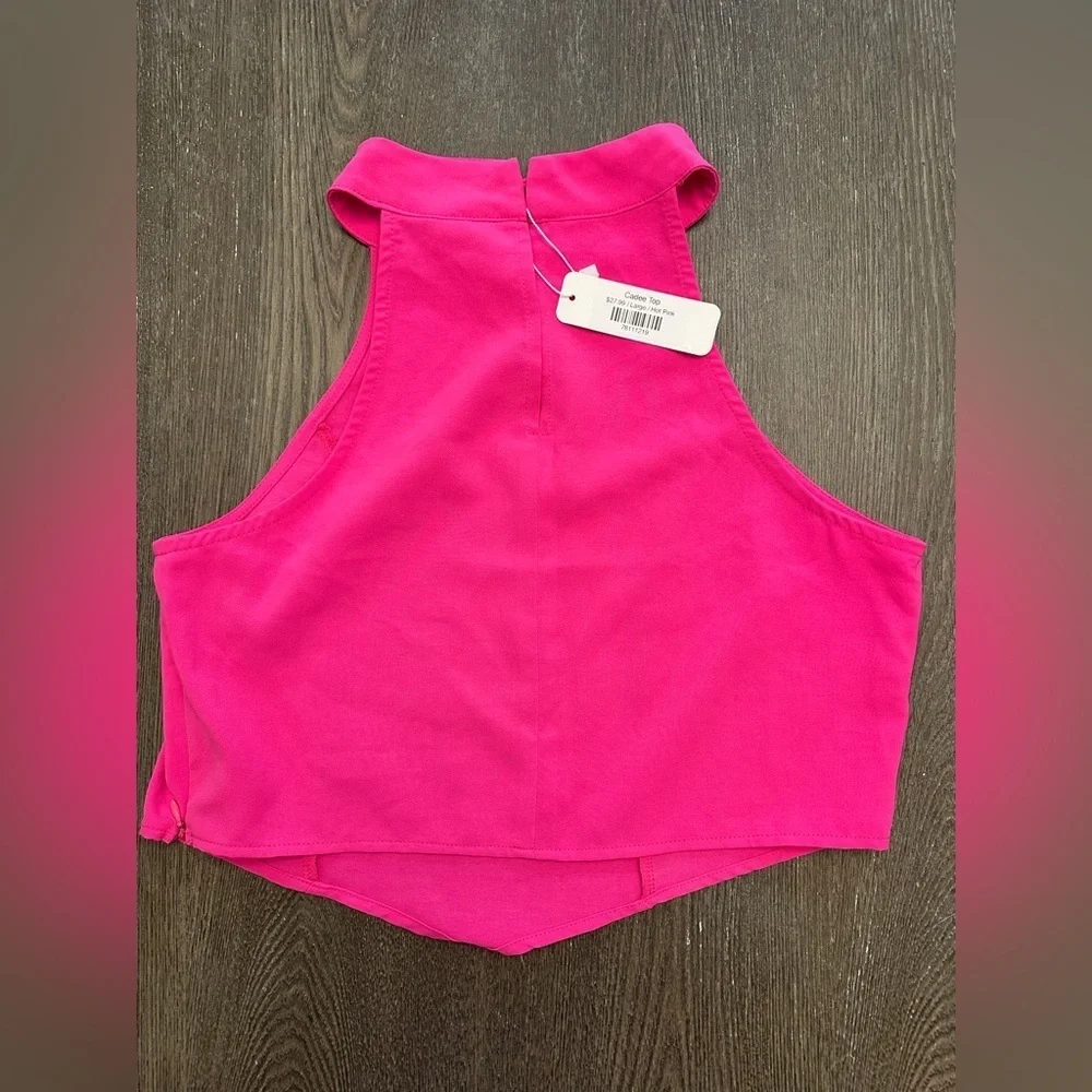 NWT GLAM HOT PINK HALTER CROPPED TOP - Size Large SKU:598